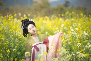 YiTuYu Art Language Vol 6799 You Zhi Yuan Li De Qian Xia - image 3