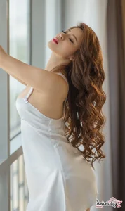 The Evolution of Elegant Sleepwear: Combining Comfort and Sensuality - image 10