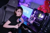 Coser Trang Bit Tet shines with radiant beauty and natural charisma in her latest photoshoot - image 10