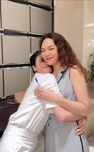 Celebrity Update: Manh Truong’s Romantic Moments and Phuong Oanh’s Stunning Post-Baby Transformation - image 7