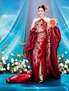 Red Carpet Glamour: Stars Shine at Miss National Vietnam Finale - image 2