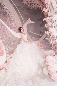 YiTuYu Art Language Vol.10135 Xiao She: Exquisite Portrait Photography and Visual Storytelling - image 3