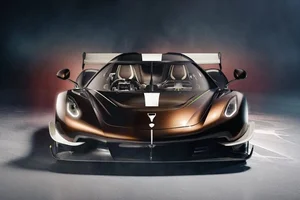 The Koenigsegg Sadair’s Spear: A $5.5 Million Hypercar Masterpiece of Engineering and Luxury Performance - image 12