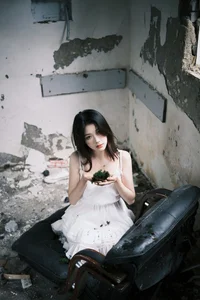 Stunning Aesthetic Visuals in YiTuYu Art Language Vol.7091 with To Xiao Bei - image 16