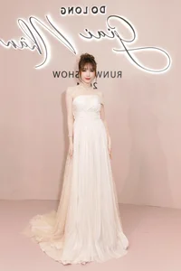 Tran Thanh and Hari Won’s Fashion Show Highlights - image 7