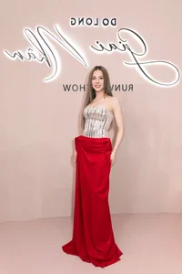 Tran Thanh and Hari Won’s Fashion Show Highlights - image 6