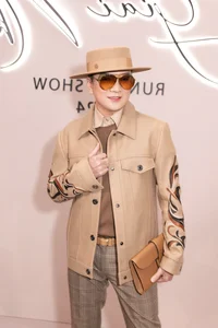 Tran Thanh and Hari Won’s Fashion Show Highlights - image 4