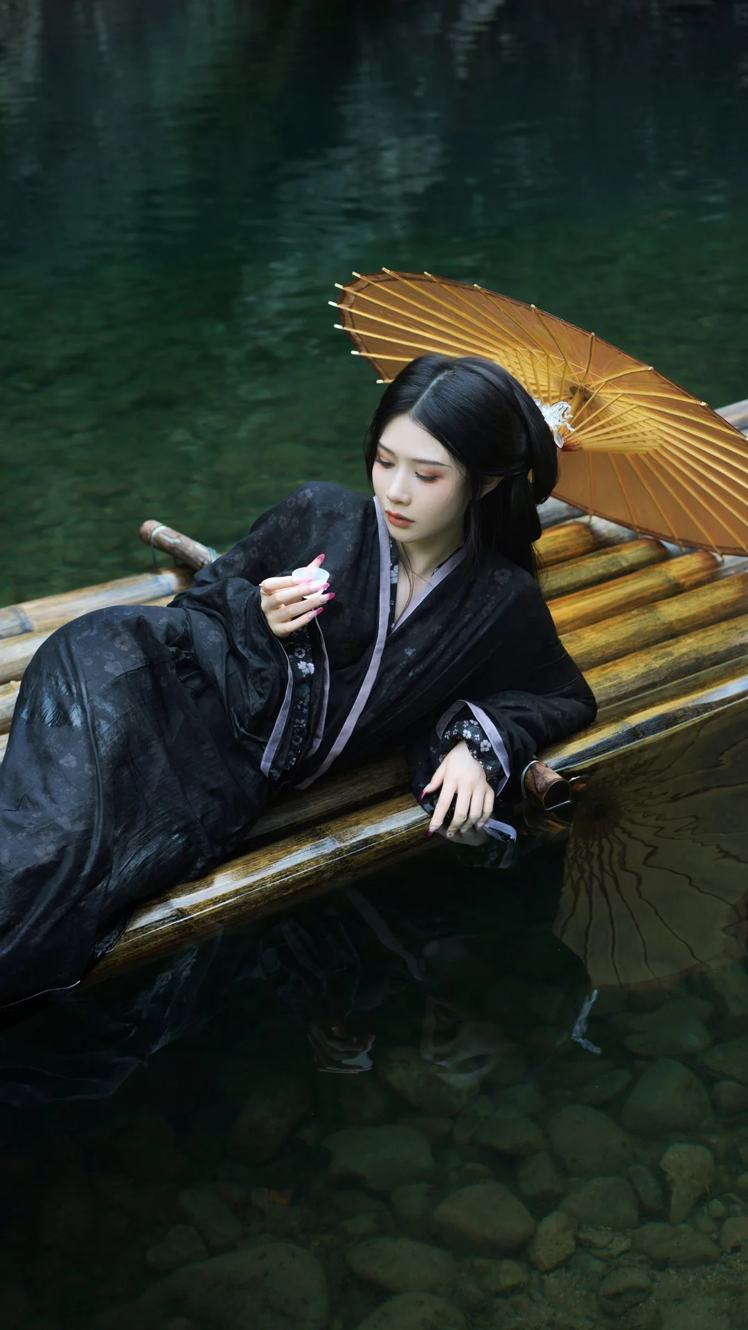 Contemporary Portrait Art: YiTuYu Art Language Vol.4968 with Xue Gao