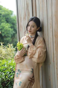 Jing Zi Jinns: The Face of Art Language Vol.6984 - image 4