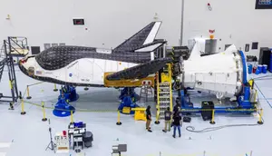 Earth Orbital Mission: Modern Satellite Ready for Space Exploration Journey - image 5