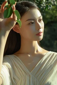 YiTuYu Art Language Vol.10439: Featuring the Artistic Portraits of Zu Zu - image 15