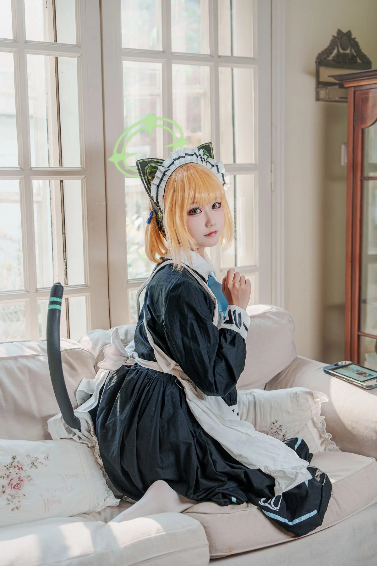 Coser Lunananya as Saiha Midori (Blue Archive): Adorable & Alluring Cosplay