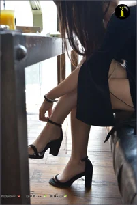 IESS Puhui Collection 097: Featuring Model Qiqi in Elegant Silk and Hosiery Photography - image 55