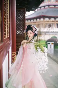 Discover Qi Qi's Ethereal Beauty: Hanfu under Cherry Blossoms. YiTuYu Art Language Vol.8650 Collection. - image 12