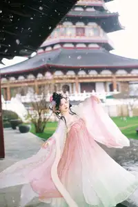 Discover Qi Qi's Ethereal Beauty: Hanfu under Cherry Blossoms. YiTuYu Art Language Vol.8650 Collection. - image 22