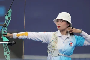Archery Star Do Thi Anh Nguyet: Memorable Moments at Paris 2024 Olympics - image 4