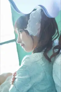 JP TOOMI Off Mode: Discover the Natural, Captivating Beauty from Gravure Photobook - image 1