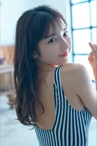 JP TOOMI Off Mode: Discover the Natural, Captivating Beauty from Gravure Photobook - image 3