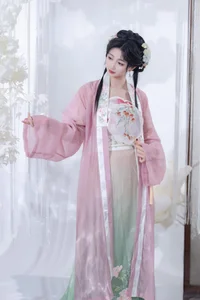 Exquisite Artistry in YiTuYu Art Language Vol.6225 Starring Qi Luo Sheng De Xiao Su Su - image 17