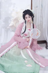 Exquisite Artistry in YiTuYu Art Language Vol.6225 Starring Qi Luo Sheng De Xiao Su Su - image 23