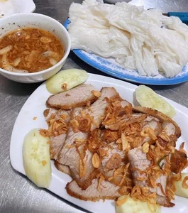 Discover Nam Dinh Dipping Pho with Char Siu: A Rustic Culinary Gem - image 2