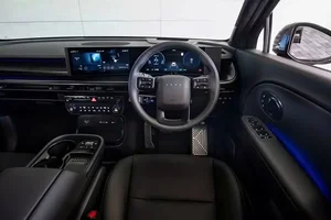 Hyundai Ioniq 9 Calligraphy Black Ink: The Pinnacle of Electric Luxury SUV Innovation and Design - image 2