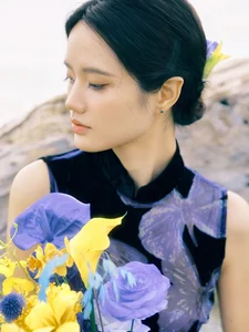 Ethereal Elegance: Ju Xiao Tao’s Blue Cheongsam Serenity at Erhai Lake - image 11