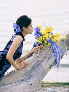 Ethereal Elegance: Ju Xiao Tao’s Blue Cheongsam Serenity at Erhai Lake - image 15