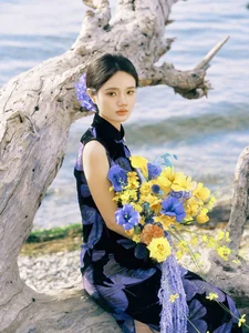 Ethereal Elegance: Ju Xiao Tao’s Blue Cheongsam Serenity at Erhai Lake - image 10