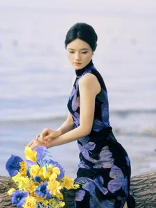Ethereal Elegance: Ju Xiao Tao’s Blue Cheongsam Serenity at Erhai Lake - image 22