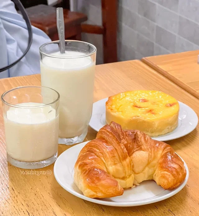 Best Cheesecake Spots in Hanoi: A Guide for Dessert Lovers and Foodies