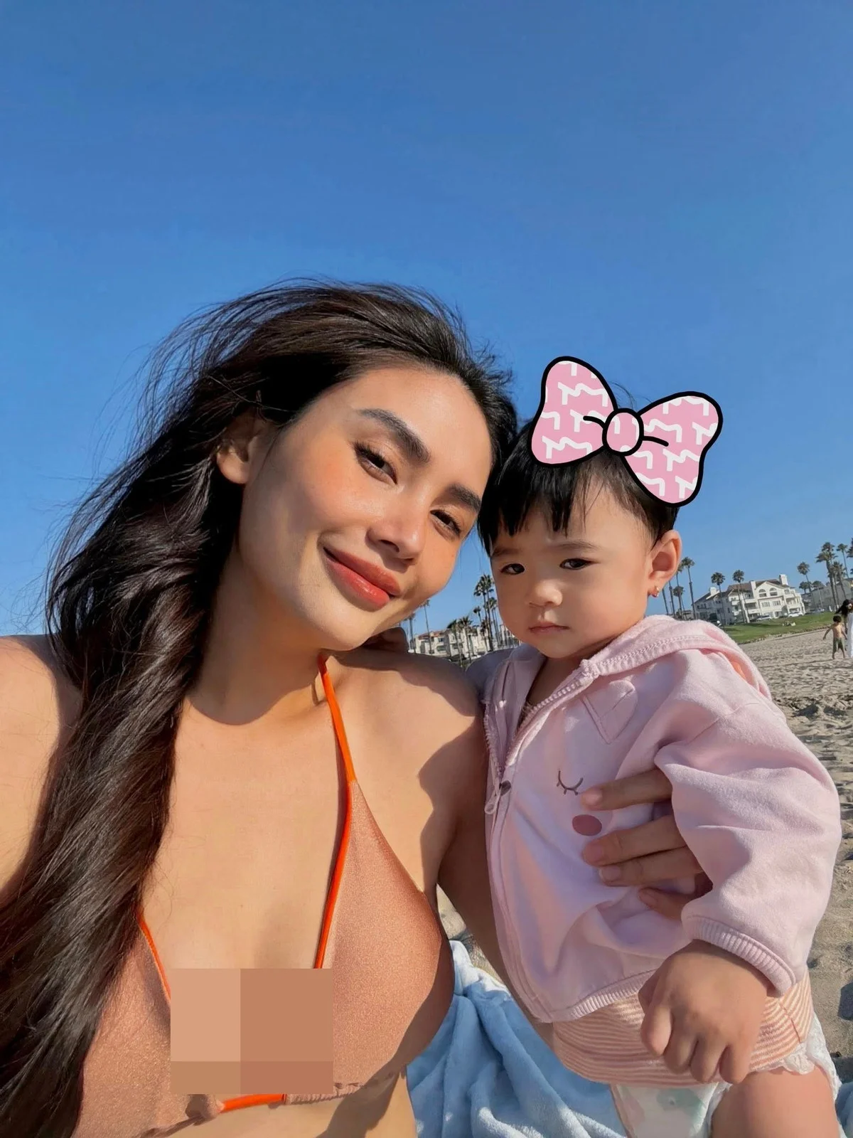 Supermodel Võ Hoàng Yến Slays in Stunning Bikini Photoshoot During Western Travels