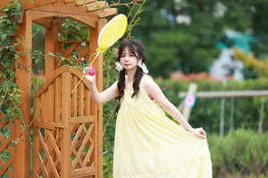 Contemporary Portrait Art: YiTuYu Art Language Vol.5689 Showcasing Mu Yan Se Cc - image 5