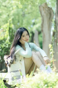 Sophisticated Portraiture: YiTuYu Art Language Vol.7583 Featuring Jing Jing Jing - image 5