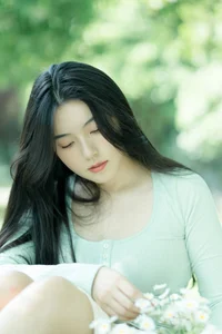 Sophisticated Portraiture: YiTuYu Art Language Vol.7583 Featuring Jing Jing Jing - image 13