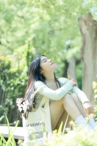 Sophisticated Portraiture: YiTuYu Art Language Vol.7583 Featuring Jing Jing Jing - image 7