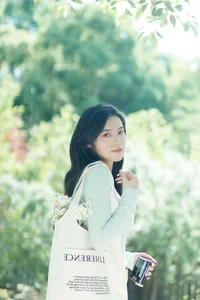 Sophisticated Portraiture: YiTuYu Art Language Vol.7583 Featuring Jing Jing Jing - image 27