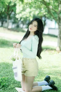 Sophisticated Portraiture: YiTuYu Art Language Vol.7583 Featuring Jing Jing Jing - image 25