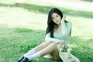 Sophisticated Portraiture: YiTuYu Art Language Vol.7583 Featuring Jing Jing Jing - image 15