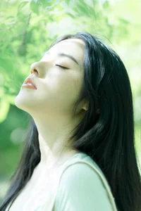 Sophisticated Portraiture: YiTuYu Art Language Vol.7583 Featuring Jing Jing Jing - image 1