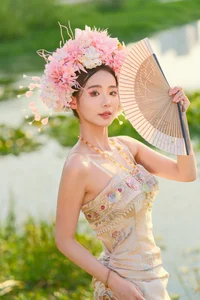 YiTuYu Art Language Vol.7784 Wen Wen: Soft Light Portraits - image 10