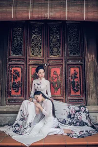 The Pure Elegance of the White Ao Dai: A Tribute to Vietnamese Student Tradition - image 16