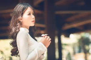 The Pure Elegance of the White Ao Dai: A Tribute to Vietnamese Student Tradition - image 46