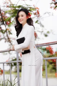 The Pure Elegance of the White Ao Dai: A Tribute to Vietnamese Student Tradition - image 71