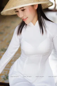 The Pure Elegance of the White Ao Dai: A Tribute to Vietnamese Student Tradition - image 77
