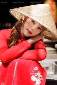 The Pure Elegance of the White Ao Dai: A Tribute to Vietnamese Student Tradition - image 27
