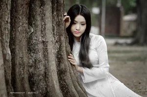 The Pure Elegance of the White Ao Dai: A Tribute to Vietnamese Student Tradition - image 47