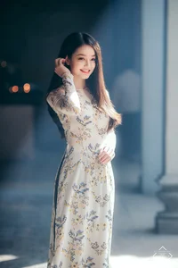The Pure Elegance of the White Ao Dai: A Tribute to Vietnamese Student Tradition - image 63