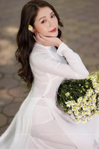 The Pure Elegance of the White Ao Dai: A Tribute to Vietnamese Student Tradition - image 91