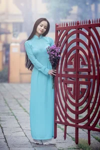 The Pure Elegance of the White Ao Dai: A Tribute to Vietnamese Student Tradition - image 30